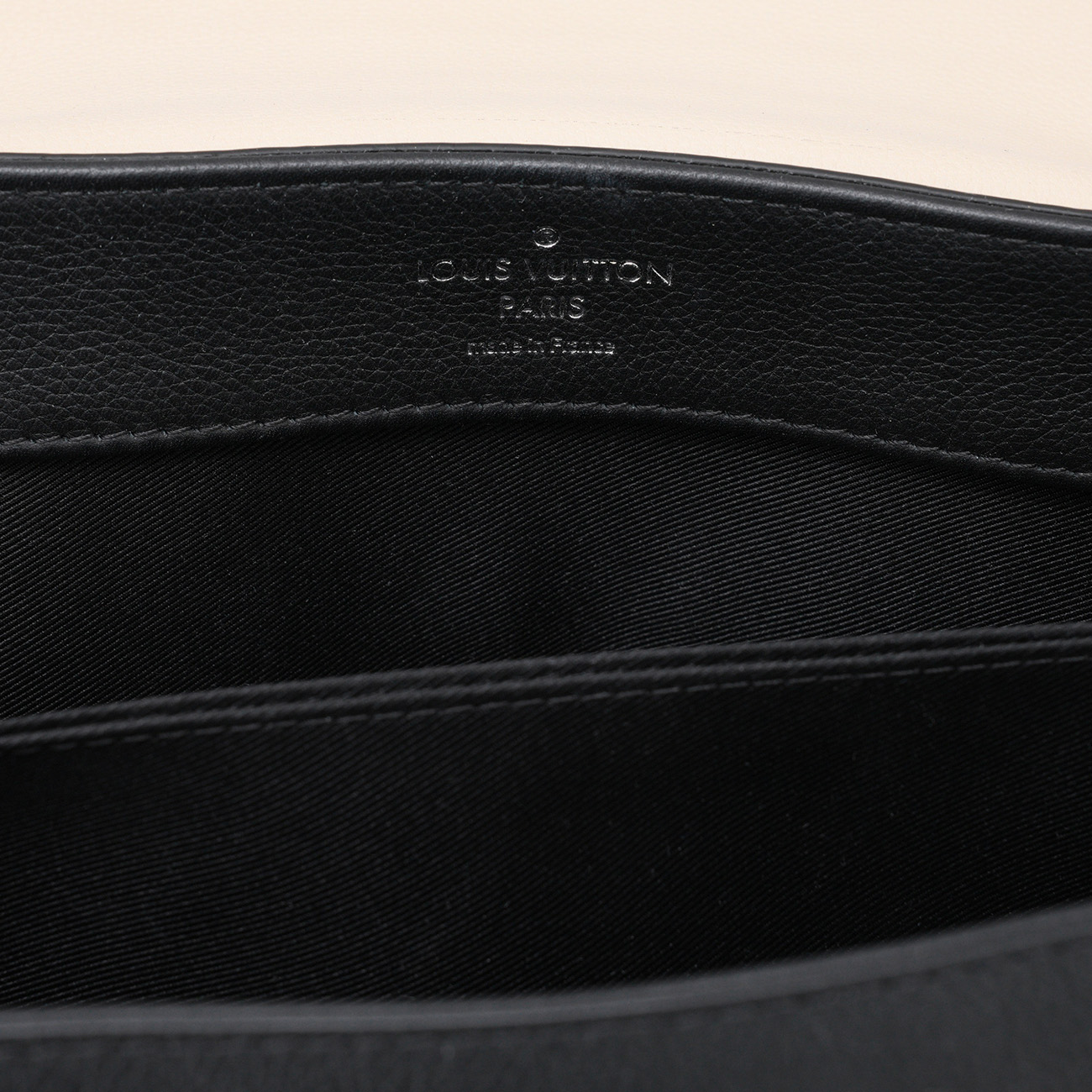LOUIS VUITTON(USED)루이비통 M50252 락미2 숄더백